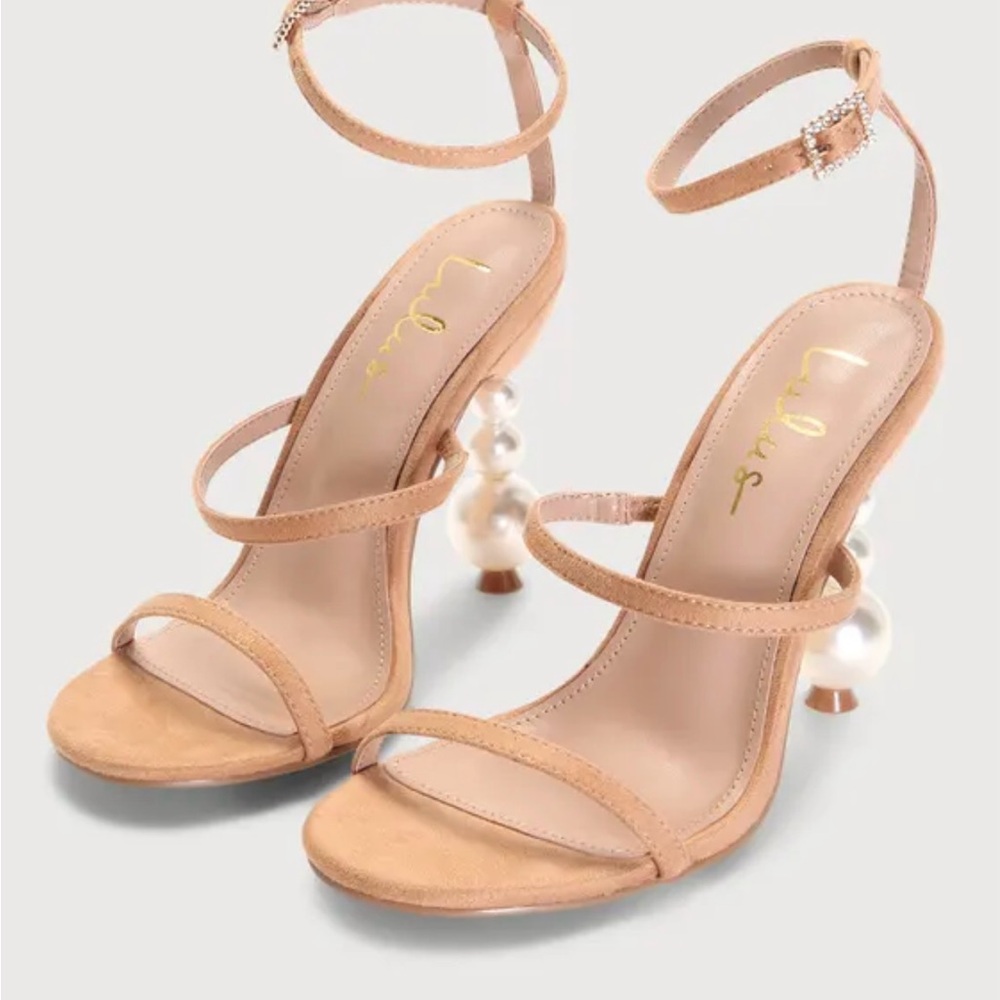 NEW IN BOX Light Nude Sculpted Heel Ankle Strap with pearl heels!